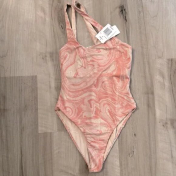 $169 L*Space Pheobe Swirled Pink One-Piece Swimsuit - Picture 1 of 4
